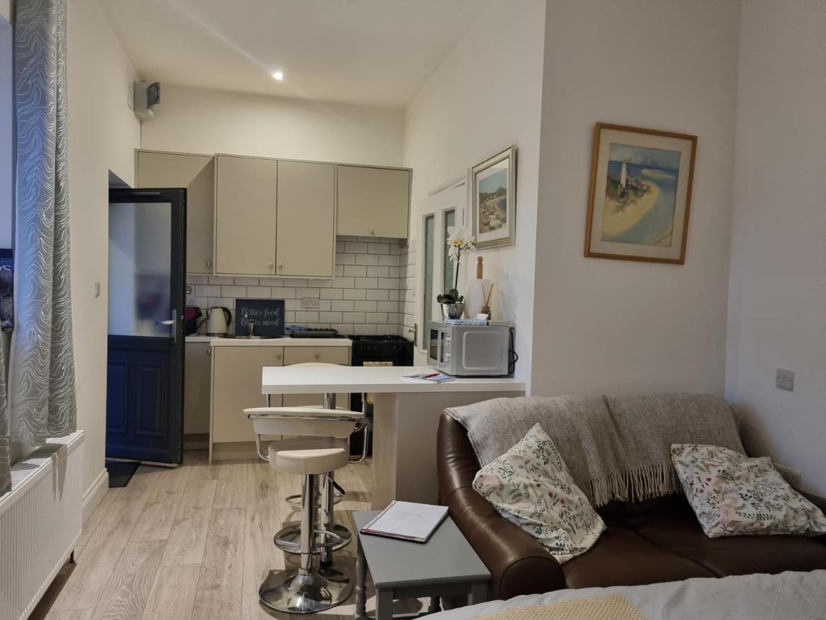 Cracatinni Mews Roundwood Exteriér fotografie